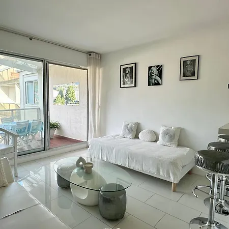 Cannes Croisette Sea & Sky Apartment Cannes