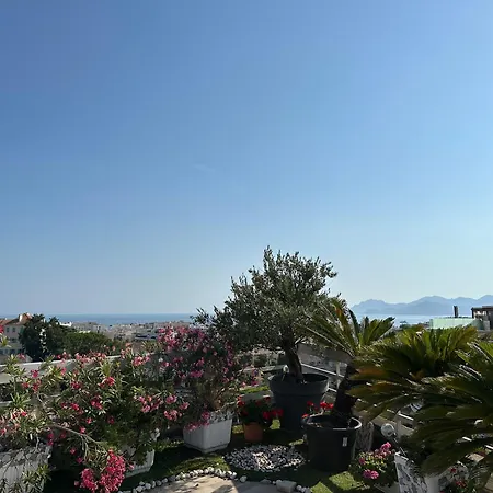 Cannes Croisette Sea & Sky * Cannes