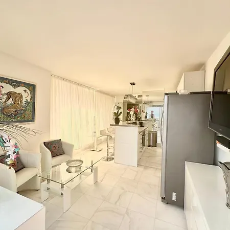 Apartment Cannes Croisette Sea & Sky